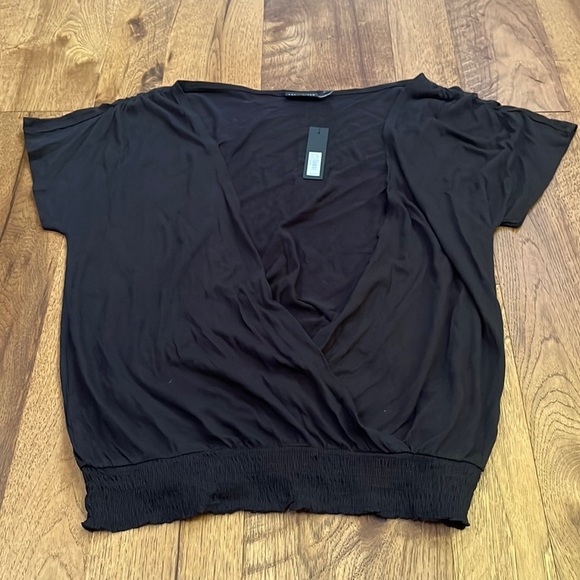 NWT The Limited Woman’s Wrap Top Size XL - Picture 1 of 5